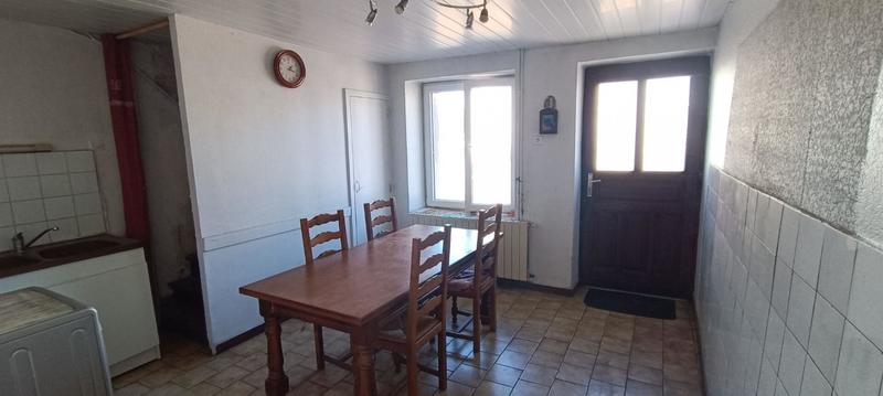 Maison - 93 m² - 5 pièces