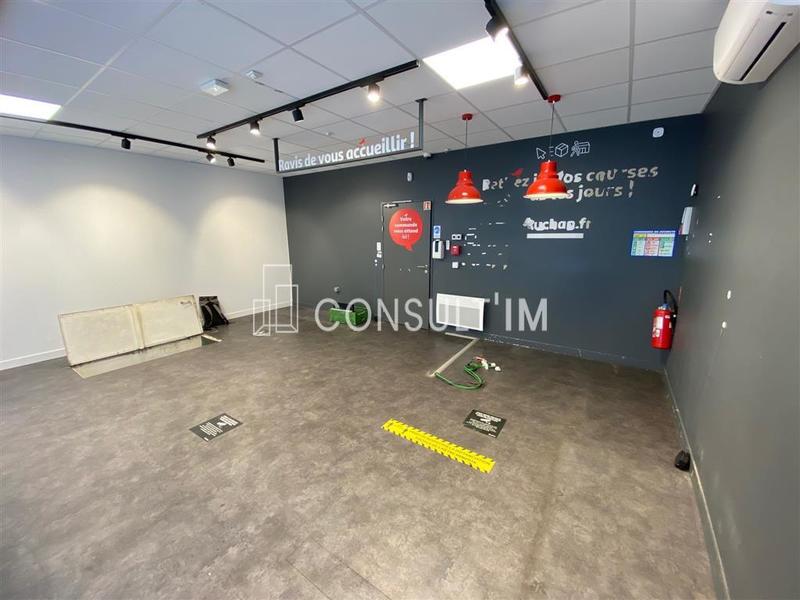 Local commercial - 104 m²