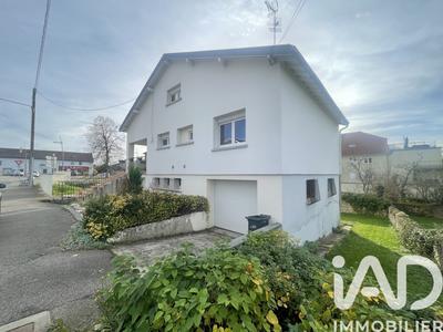 Maison - 111 m² - 5 pièces