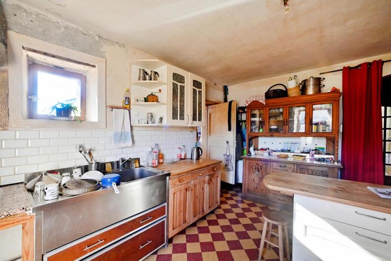 Maison - 300 m² - 10 pièces