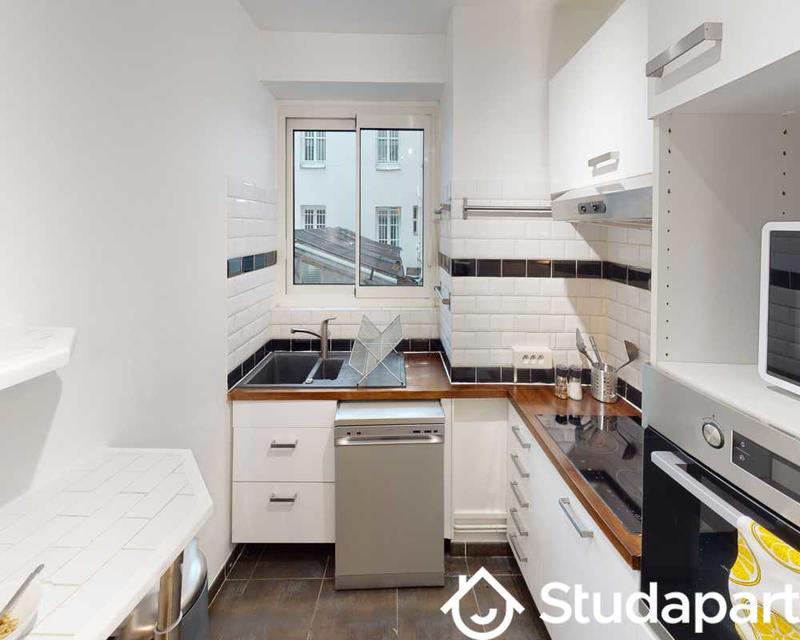 Chambre - 70 m² - 1 pièce