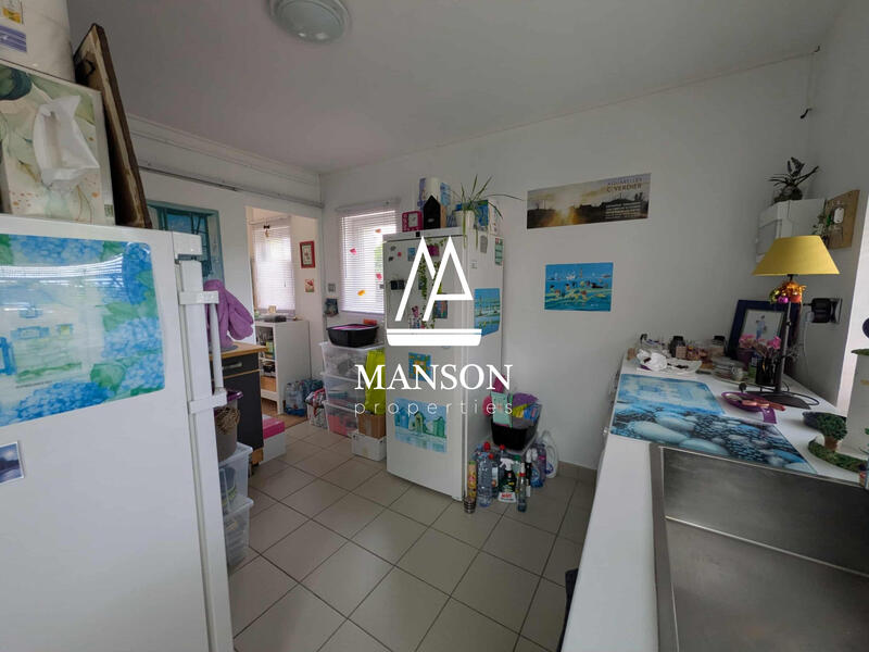 Maison ancienne - 242 m² - 10 pièces