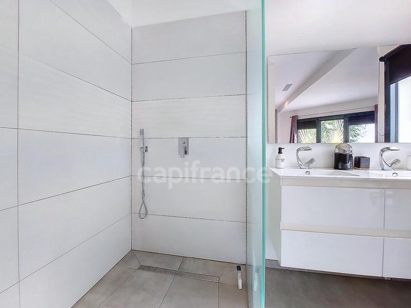 Villa - 128 m² - 4 pièces