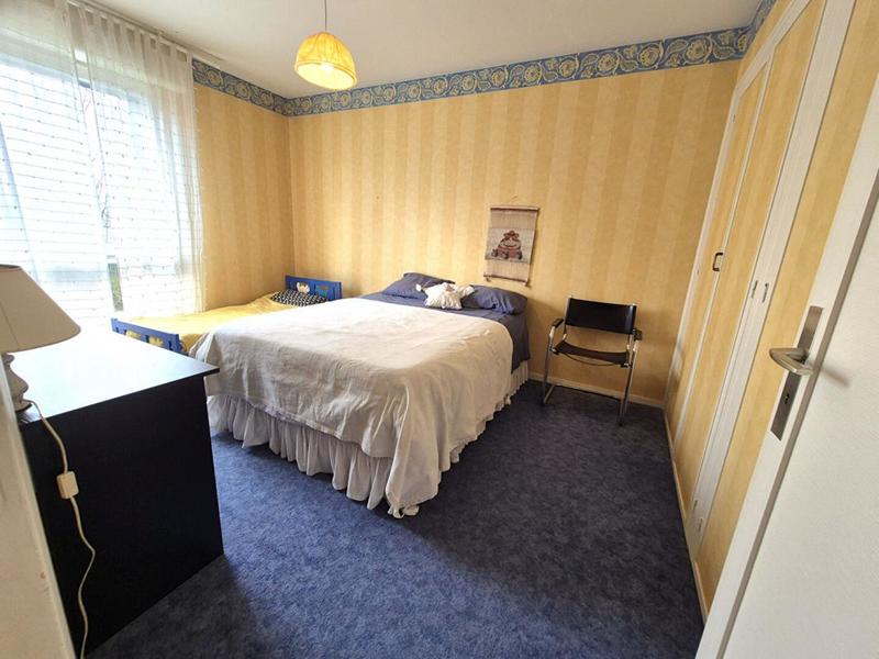 Maison - 245 m² - 9 pièces