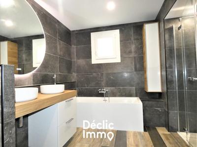 Maison - 157 m² - 6 pièces