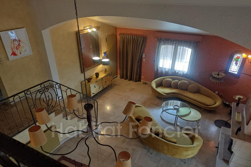 Maison - 138 m² - 5 pièces