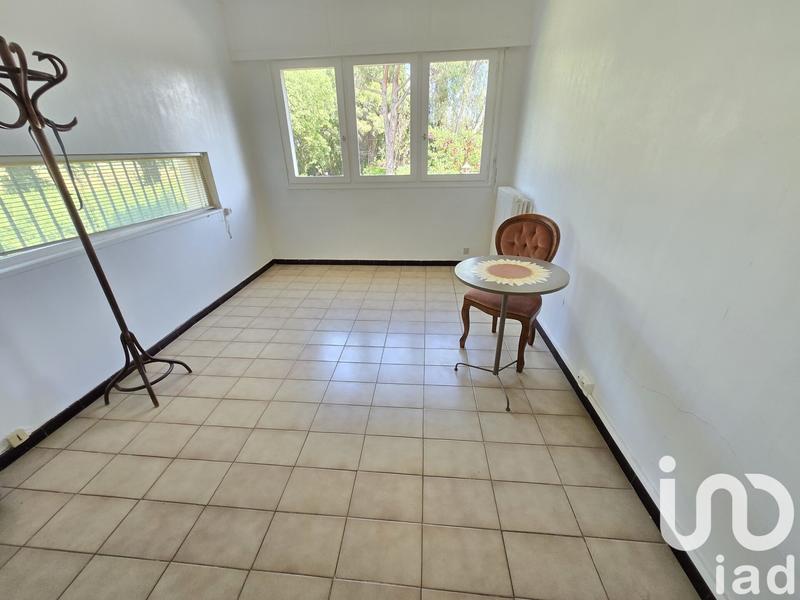 Maison - 228 m² - 6 pièces