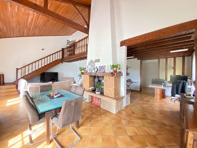 Maison - 172 m² - 5 pièces