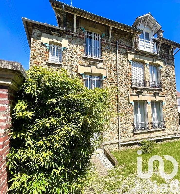 Maison - 171 m² - 8 pièces