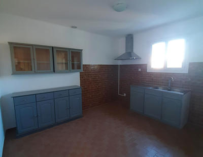 Maison - 93 m² - 4 pièces