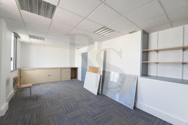 Bureau - 264 m²