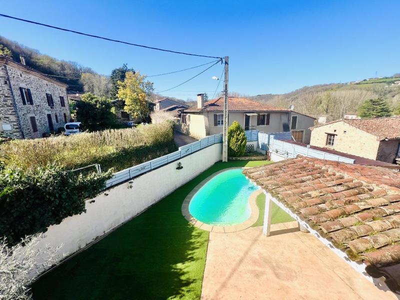 Maison de village - 200 m² - 4 pièces