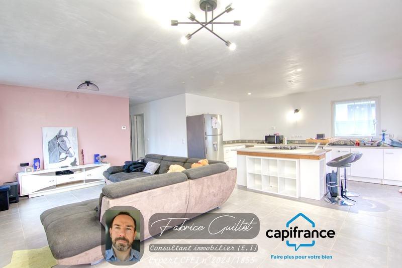 Maison - 95 m² - 5 pièces