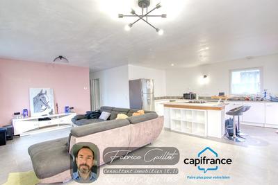 Maison - 95 m² - 5 pièces