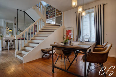 Maison - 141 m² - 6 pièces