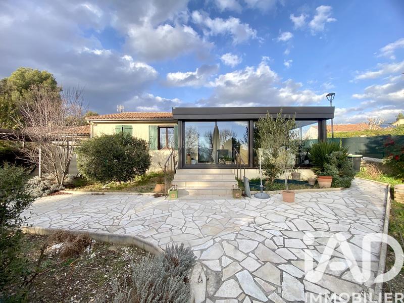 Maison - 99 m² - 5 pièces