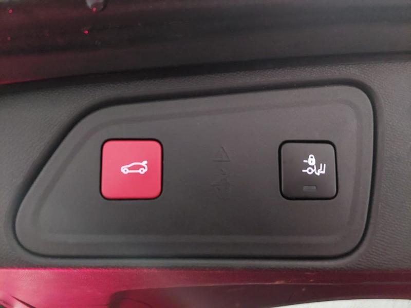 Peugeot 3008 Hybrid 225 e-Eat8 Allure Business