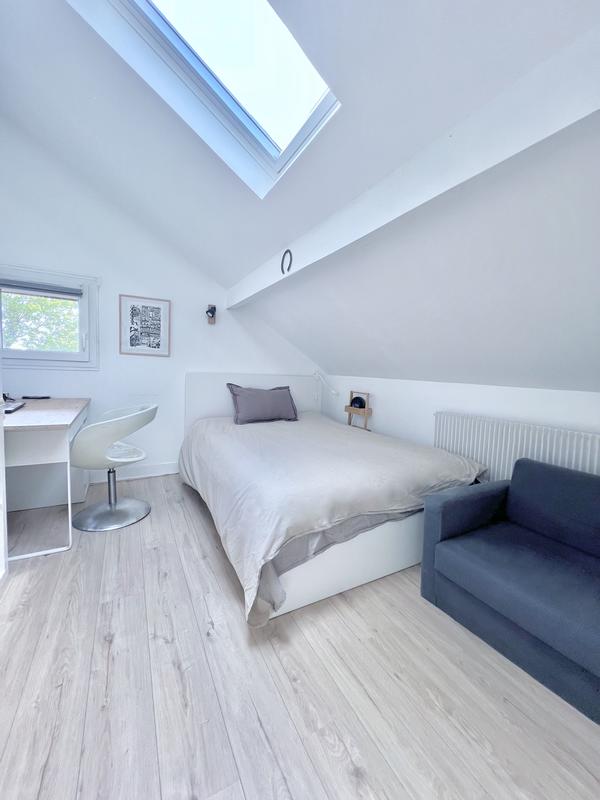 Maison - 171 m² - 8 pièces