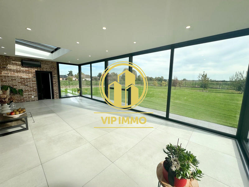 Maison - 180 m² - 5 pièces