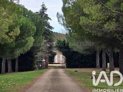 Maison - 525 m² - 12 pièces