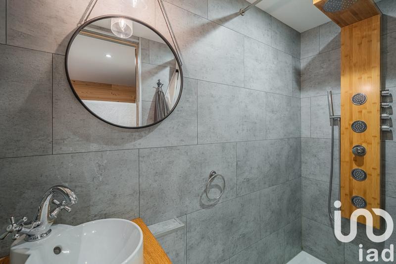 Châlet - 173 m² - 8 pièces