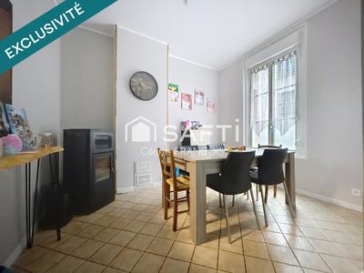 Maison de ville - 130 m² - 7 pièces