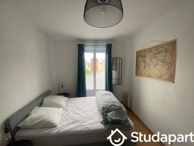 Chambre - 12 m² - 1 pièce