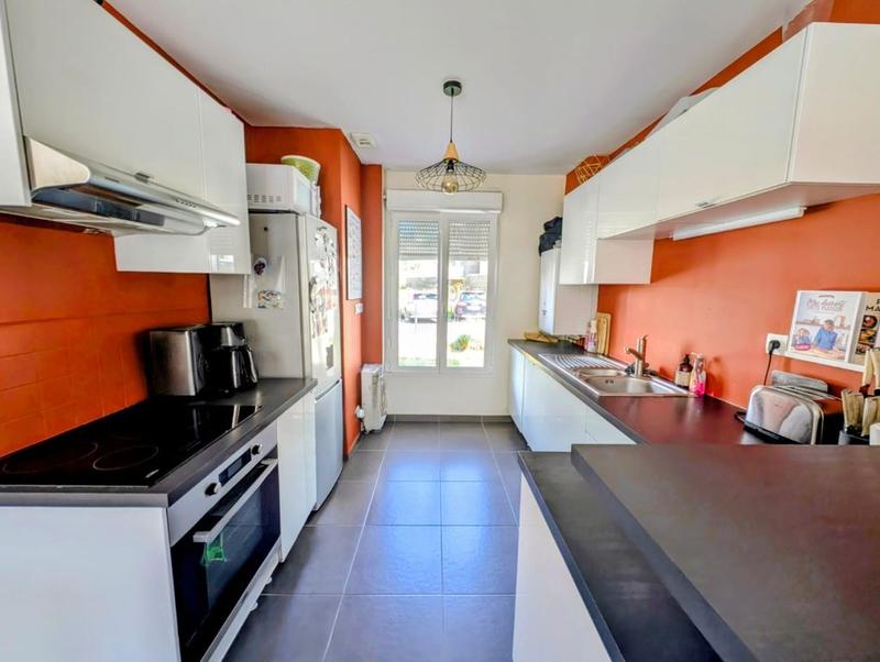 Maison - 83 m² - 4 pièces