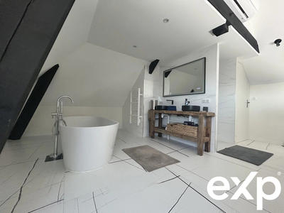 Maison - 152 m² - 4 pièces