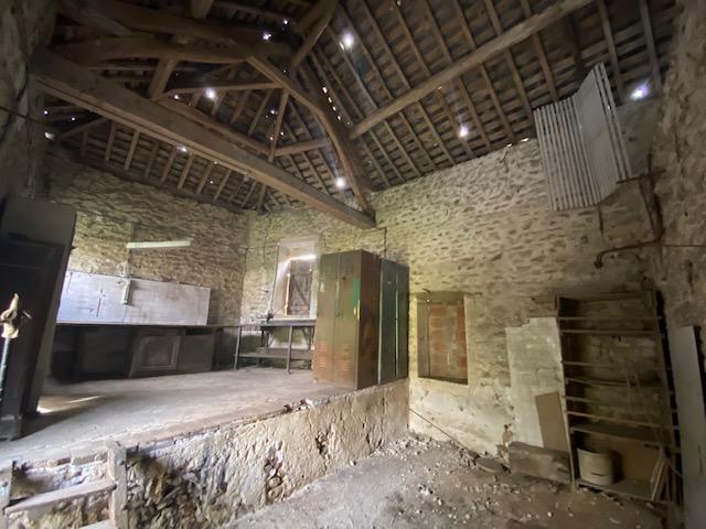 Grange - 85 m² - 1 pièce