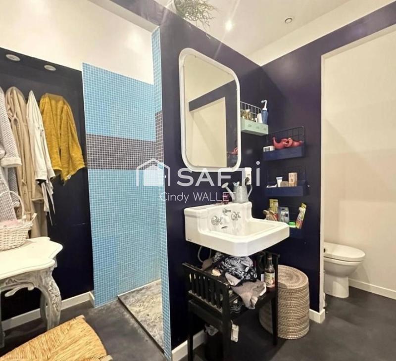 Maison - 227 m² - 8 pièces