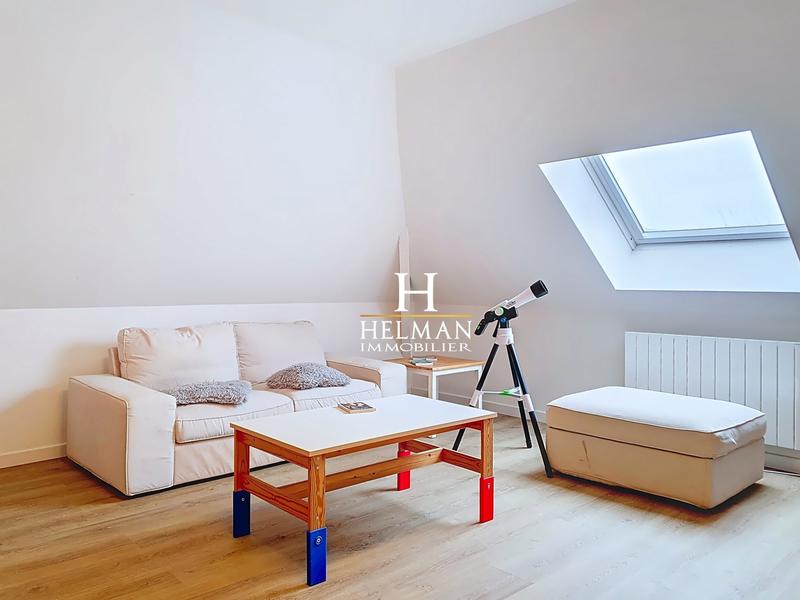 Maison - 325 m² - 11 pièces