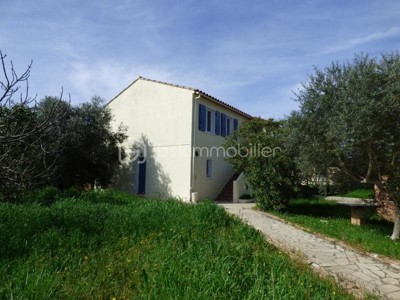 Maison - 175 m² - 8 pièces