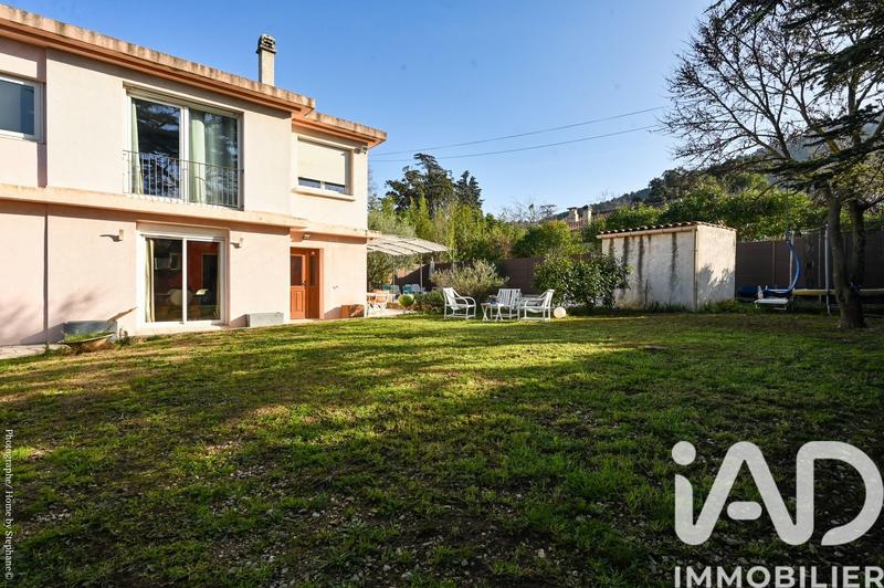 Maison - 140 m² - 5 pièces