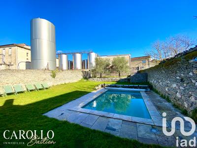 Maison - 310 m² - 10 pièces