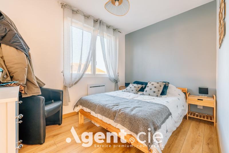 Maison - 82 m² - 5 pièces