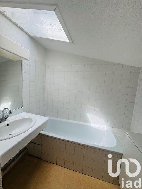 Studio - 30 m² - 1 pièce