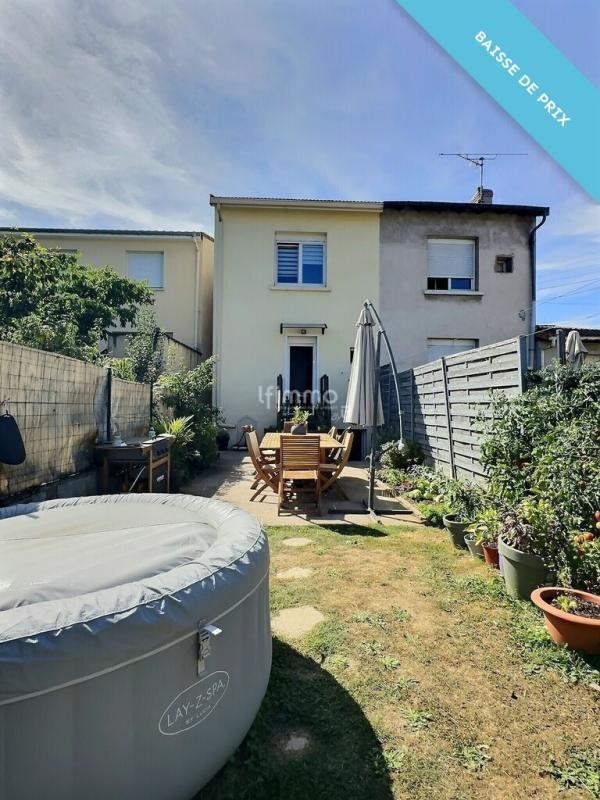 Maison - 85 m² - 5 pièces