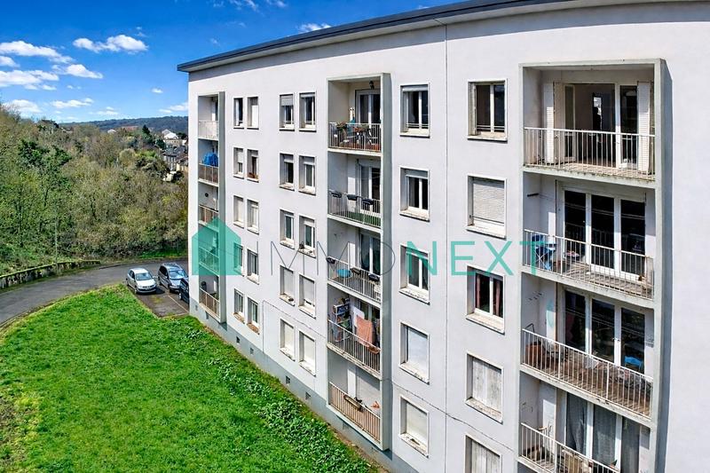 Appartement - 83 m² - 4 pièces