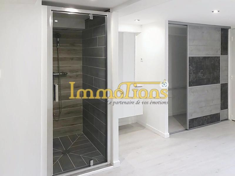 Maison - 205 m² - 7 pièces