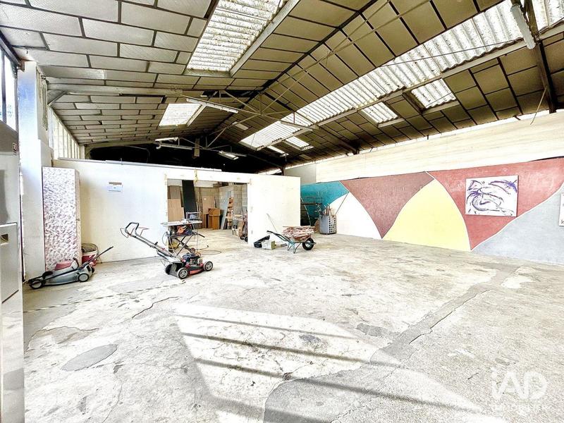 Maison - 247 m² - 5 pièces