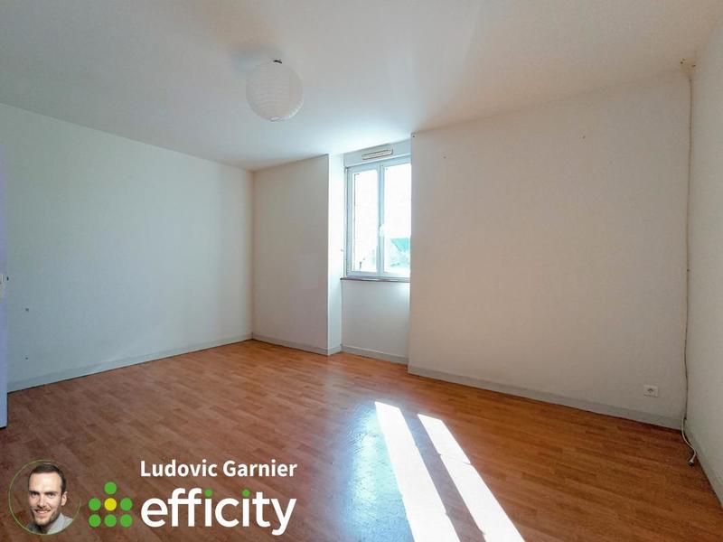 Maison - 185 m² - 7 pièces