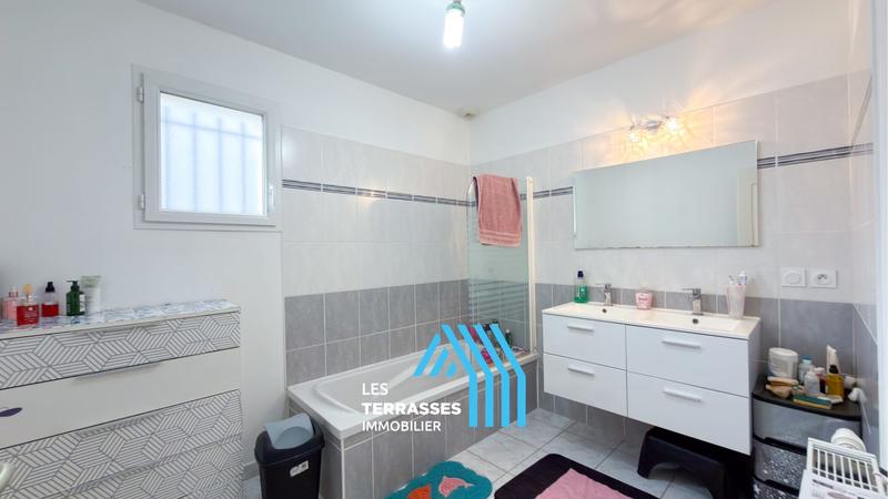 Villa - 102 m² - 4 pièces