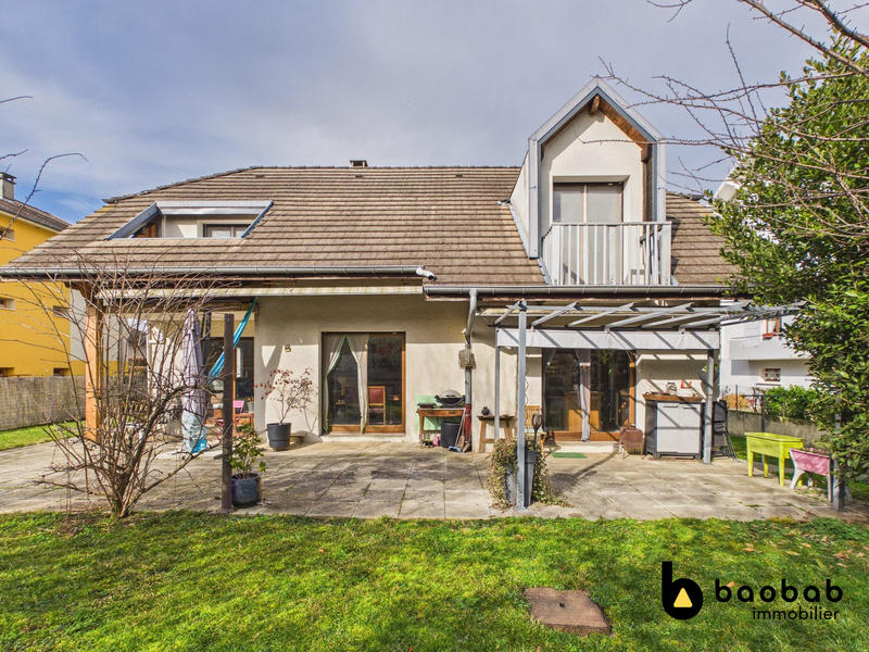 Maison - 160 m² - 5 pièces