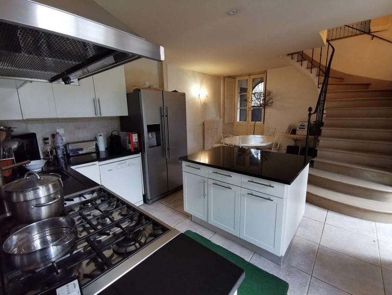 Appartement - 232 m² - 7 pièces