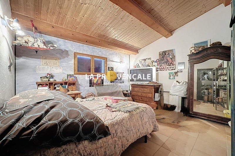 Maison - 194 m² - 4 pièces