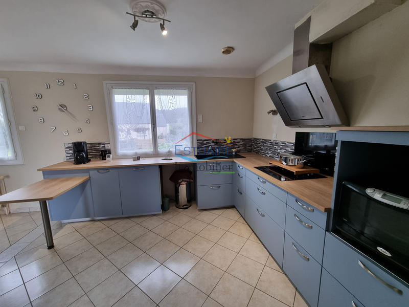 Maison - 90 m² - 4 pièces