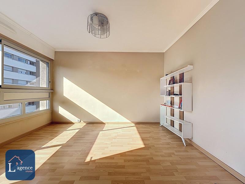 Appartement - 85 m² - 4 pièces