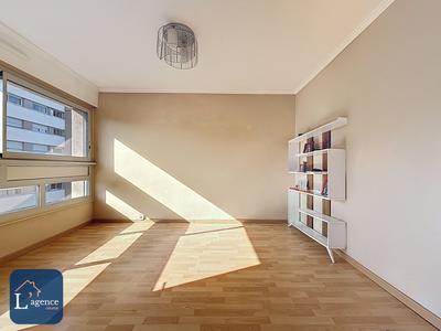 Appartement - 85 m² - 4 pièces