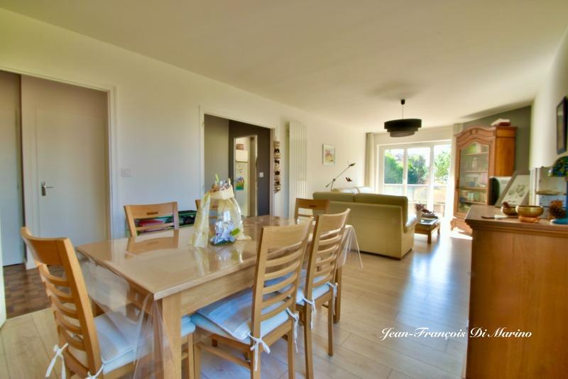 Appartement - 82 m² - 4 pièces